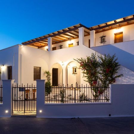 Villa Kriezi Spetses Town Exterior photo