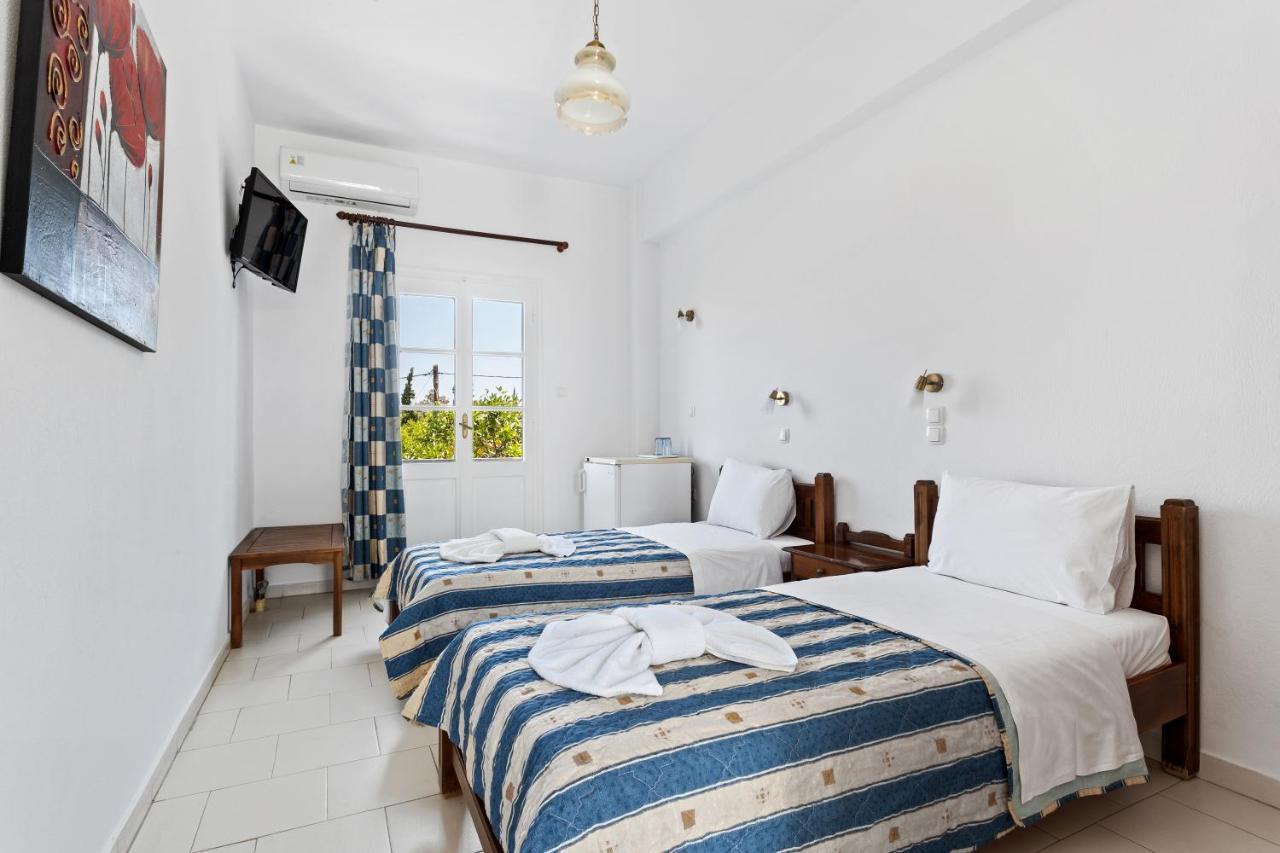 Villa Kriezi Spetses Town Exterior photo